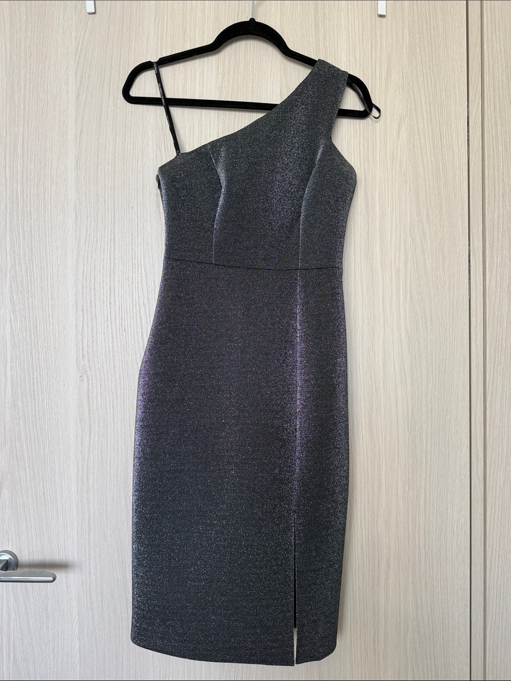 Vince Camuto one shoulder gray metallic scuba dress size 0 | festive, cocktail